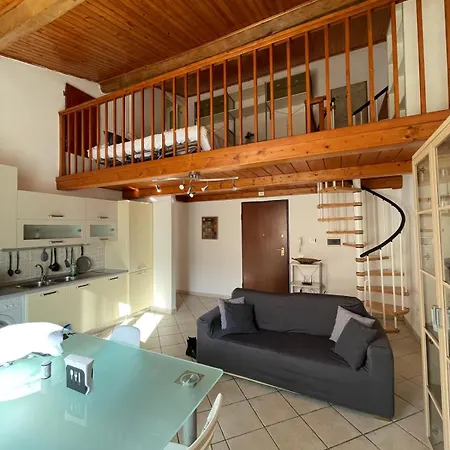 Apartment Jacuzzi Livorno